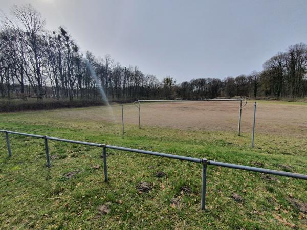 Rudolf-Harbig-Stadion Nebenplatz - Neustrelitz 