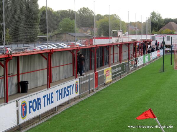 War Memorial Sports Ground - Sutton, Carshalton