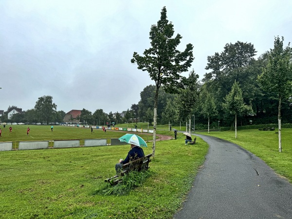 Friedrich-Wilhelm-Weber-Stadion - Nieheim