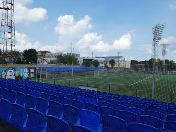 Stadion Shinnik zapasnoe pole - Yaroslavl'