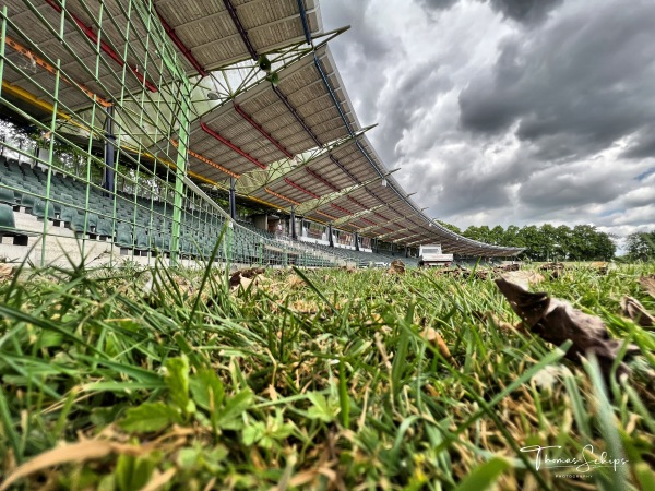 Jahnstadion im Sportpark Göttingen - Göttingen