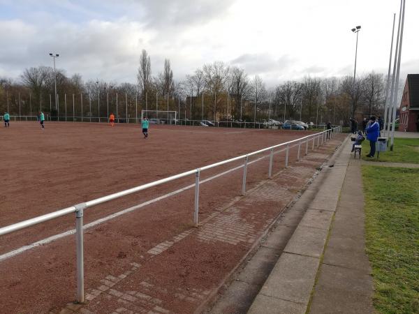 Bezirkssportanlage Duissern Postsportplatz - Duisburg-Duissern