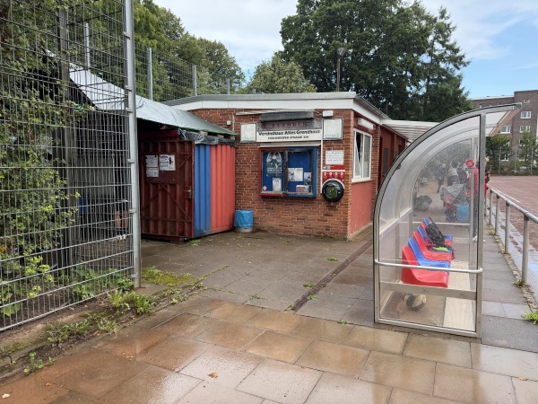 Sportplatz Meister-Francke-Straße - Hamburg-Steilshoop