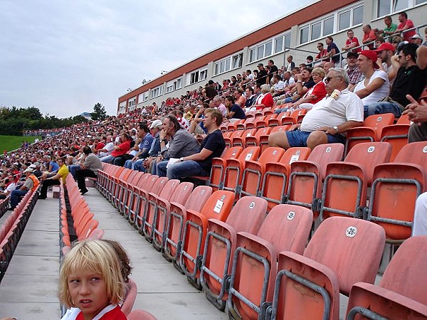 Stadion im Bildungszentrum  - Halle/Saale-Neustadt