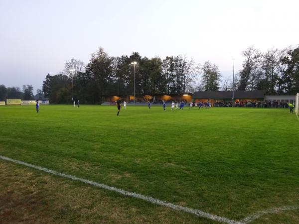 Schlossparkstadion - Halbenrain