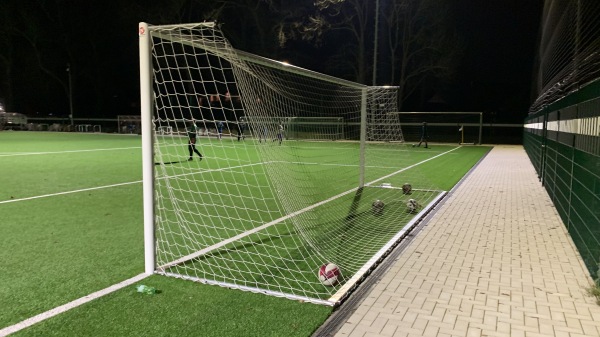 Sportplatz Rochusstraße - Mönchengladbach-Broich