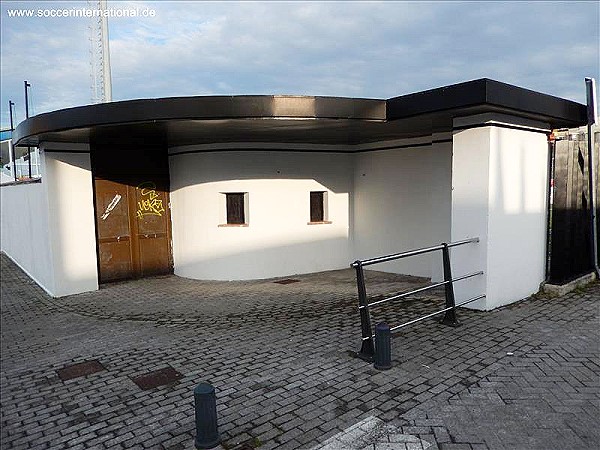 Estadio Municipal Santa Cruz de Bezana - Santa Cruz de Bezana, CB