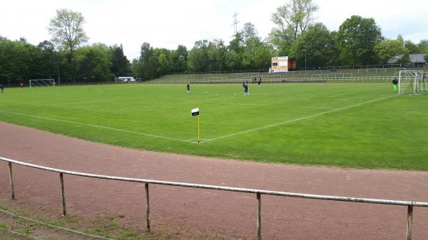 Stadion Sander Tannen - Hamburg-Bergedorf