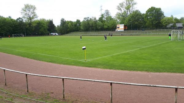 Stadion Sander Tannen - Hamburg-Bergedorf