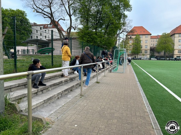 Innsportplatz - Berlin-Neukölln Innsportplatz - Berlin-Neukölln