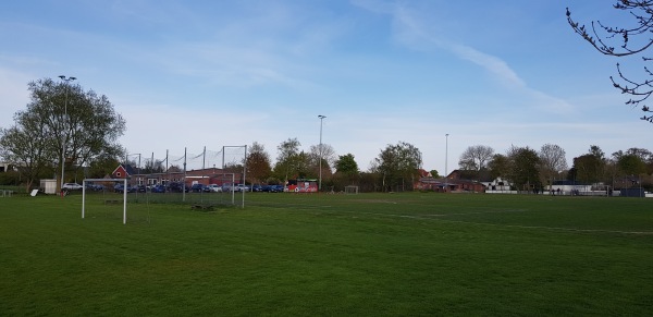 Gemeinde- und Sportzentrum Juliankadamm C-Platz - Heiligenstedten
