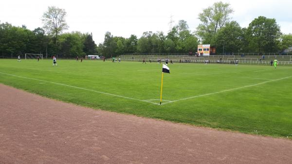 Stadion Sander Tannen - Hamburg-Bergedorf