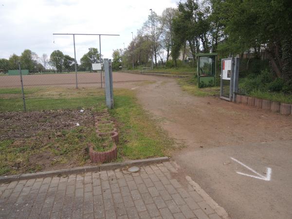 Sportanlage Geinsheimer Straße Platz 2 - Riedstadt-Leeheim