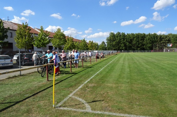 Fotbalové hřiště TJ Velké Bílovice - Velké Bílovice