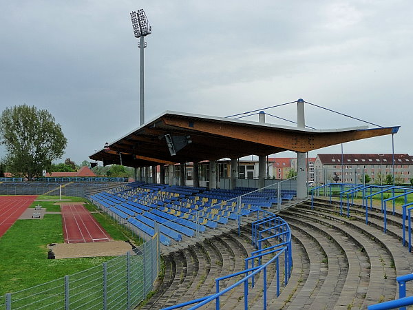 Paul-Greifzu-Stadion - Dessau-Roßlau