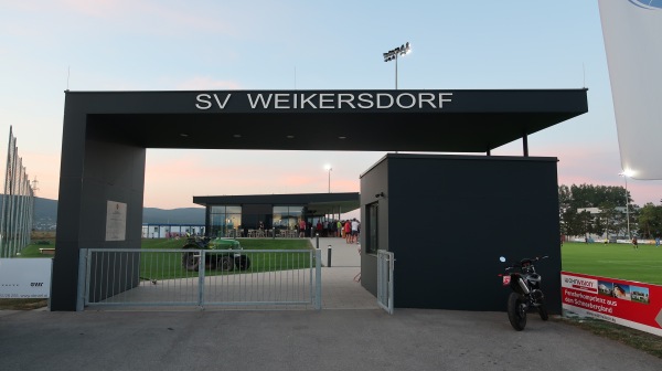 Sportplatz Weikersdorf - Weikersdorf