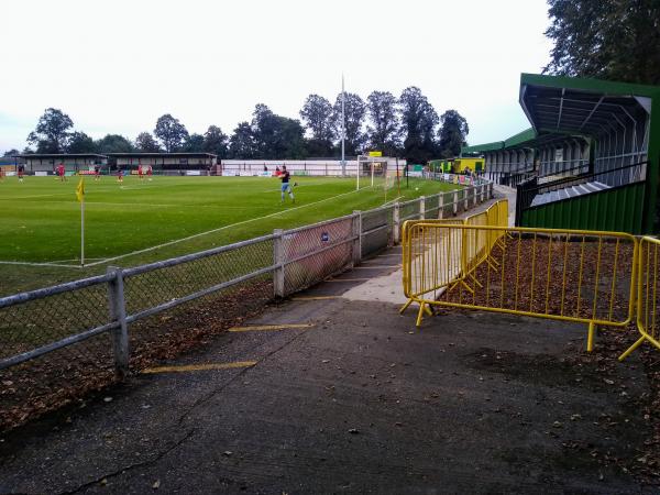 Top Field - Hitchin, Hertfordshire