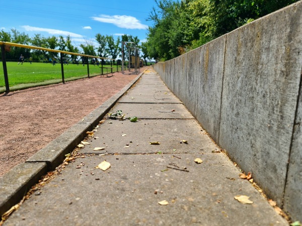 Sportplatz Feldweg - Bernburg/Saale-Roschwitz