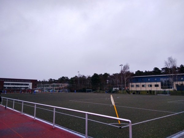 Sportplatz Maxim-Gorki-Gesamtschule - Kleinmachnow