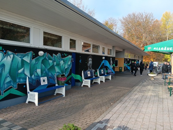 Friedrich-Ludwig-Jahn-Sportplatz 2 - Schöneiche bei Berlin
