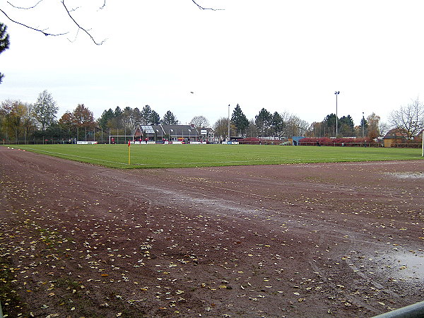Bezirkssportanlage Schönböcken - Lübeck-Schönböcken