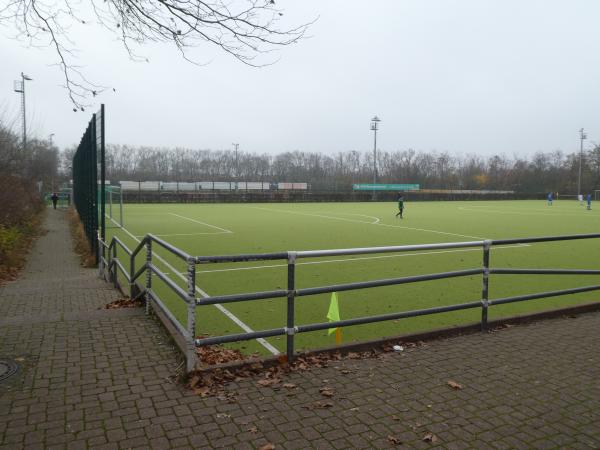 Werner-Seelenbinder-Sportpark Platz 3 - Berlin-Neukölln