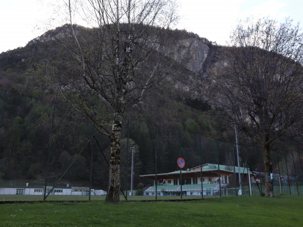 Campo da Calcio Lago di Molveno - Molveno