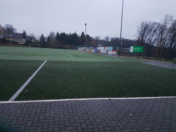 Sportplatz Höhenstraße - Kürten-Bornen
