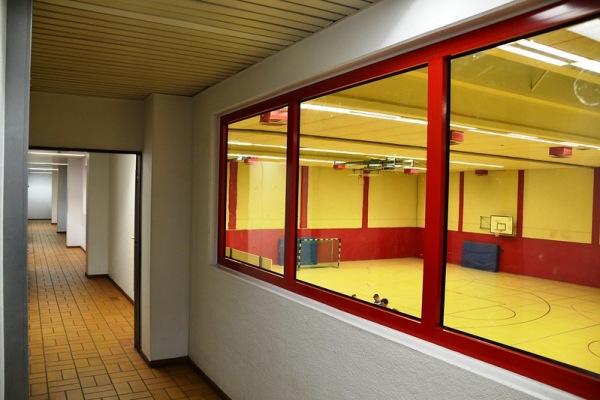 Sporthalle der Gewerblichen Bildungsanstalten Bonn - Bonn