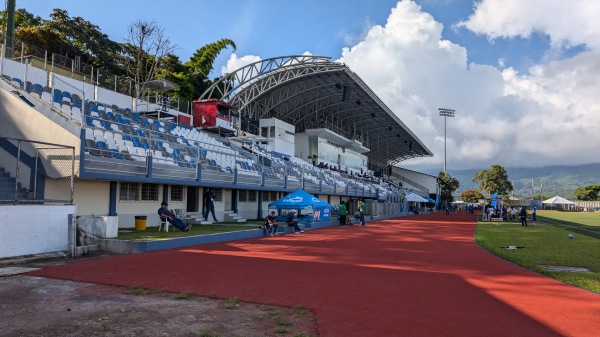 Estadio Nacional Las Delicias - Santa Tecla