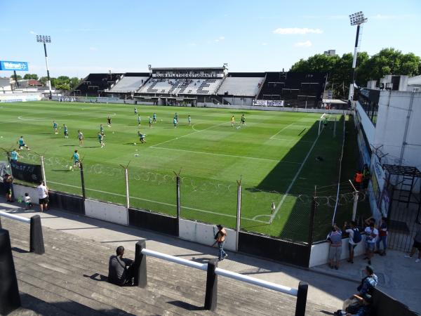 Estadio Ciudad de Caseros - Caseros, BA