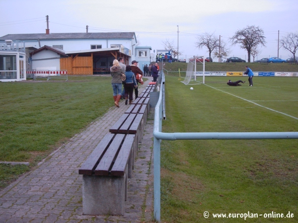 Stadion an der Kirschenallee - Römerberg-Mechtersheim