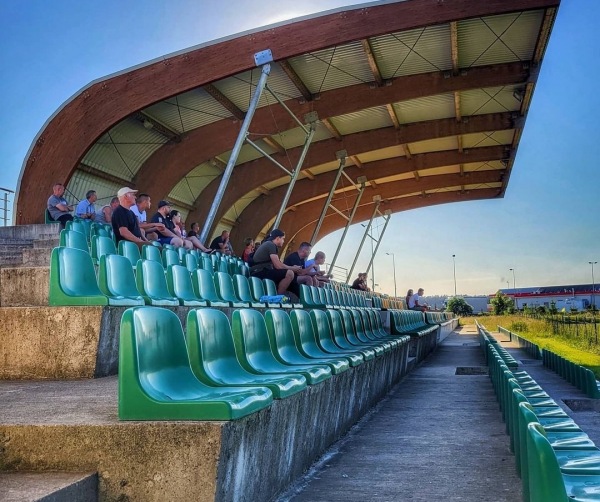 Formacja Port 2000 Stadion - Lubrza