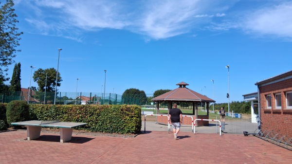 Sportplatz an der Turnhalle - Andervenne