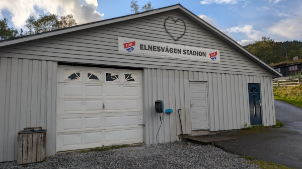 Elnesvågen stadion - Elnesvågen