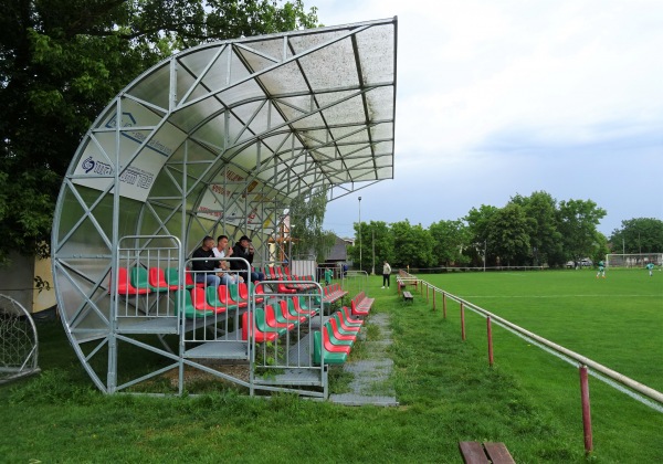 Futbalový štadión Horný Ohaj - Vráble-Horný Ohaj
