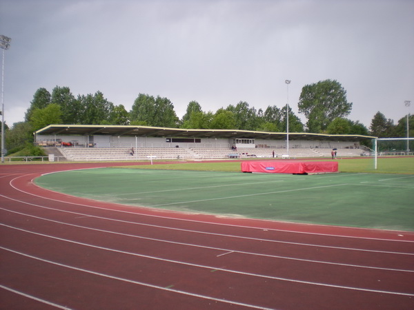 Carl-Heinz-Reiche-Stadion im Sportzentrum Werreanger - Lage/Lippe