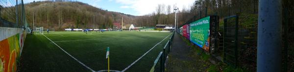 Sportplatz Schmelztalstraße - Bad Honnef