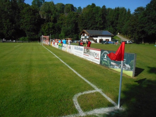 Osser-Stadion - Lam