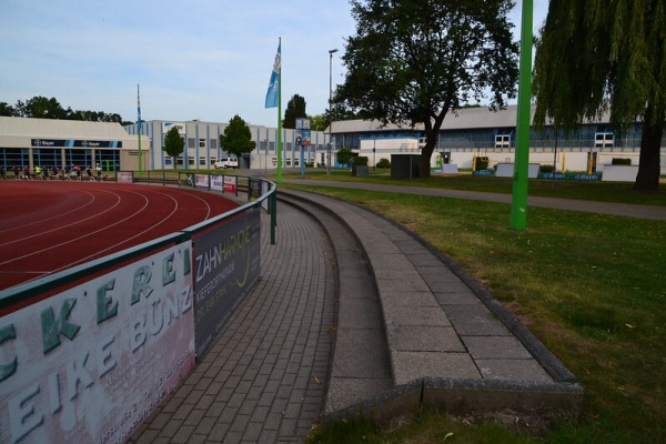 TSV-Stadion am Höhenberg - Dormagen