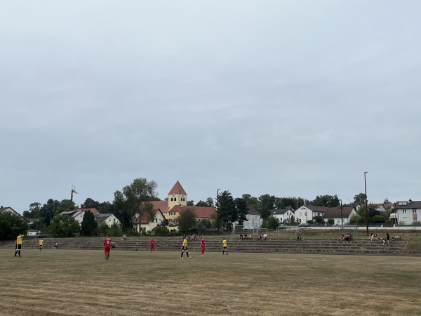Sportgelände Olympiastraße - Schwandorf-Fronberg