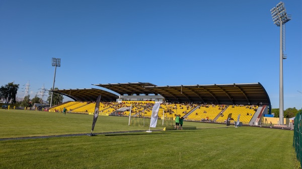 Stadyen Stroitel - Salihorsk (Soligorsk)