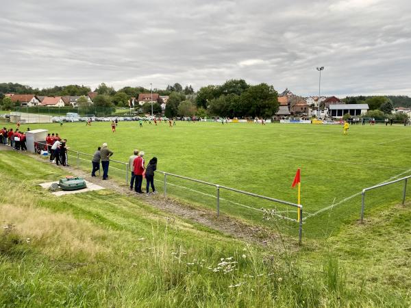 Sportplatz in der Dorfmitte - Limbach/Baden-Laudenberg