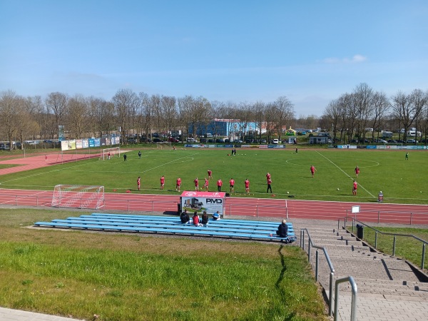 Friedrich-Ludwig-Jahn-Stadion - Gützkow