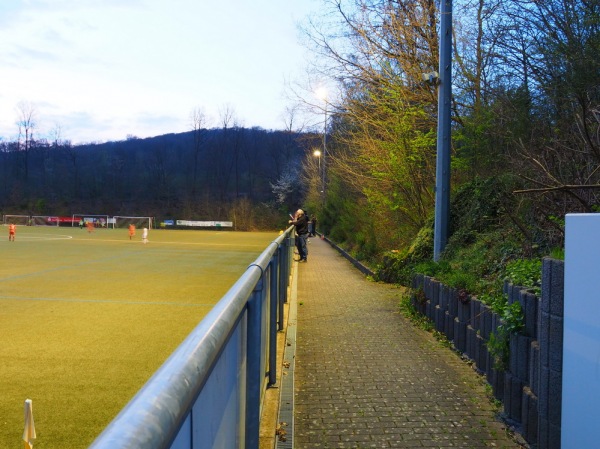 Huckenohl-Stadion Nebenplatz - Menden/Sauerland