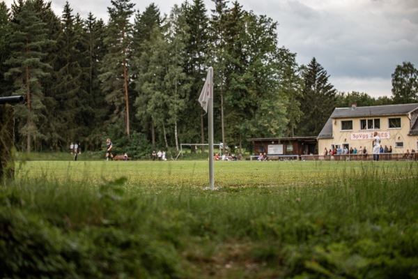 Waldsportplatz - Neuensalz-Zobes