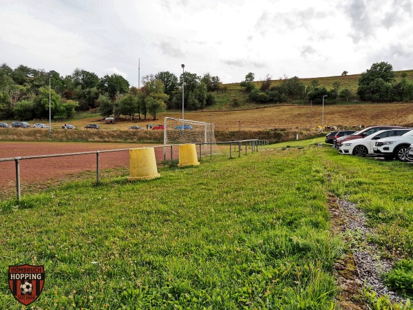 Edelweiß-Sportanlage Platz 2 - Breitscheid/Hessen-Medenbach