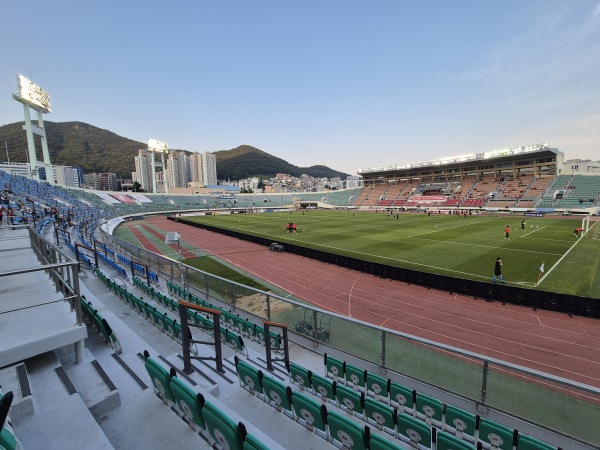 Busan Gudeok Stadium - Busan
