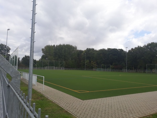 Stadion am Hölzchen Nebenplatz 3 - Stendal
