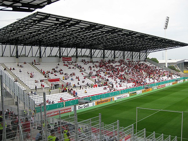 Stadion an der Hafenstraße - Essen/Ruhr-Bergeborbeck